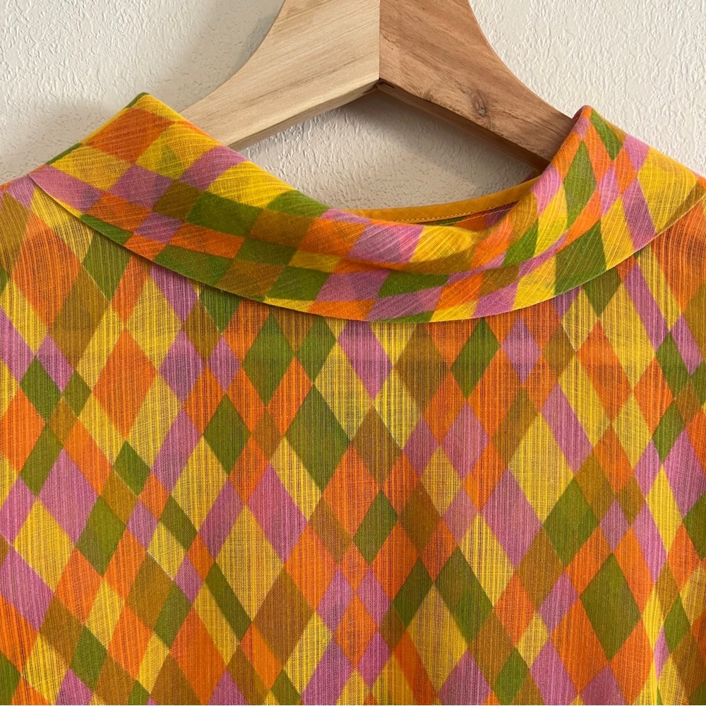 Vintage Diamond Pattern Sheer Button Up - Picture 9 of 16
